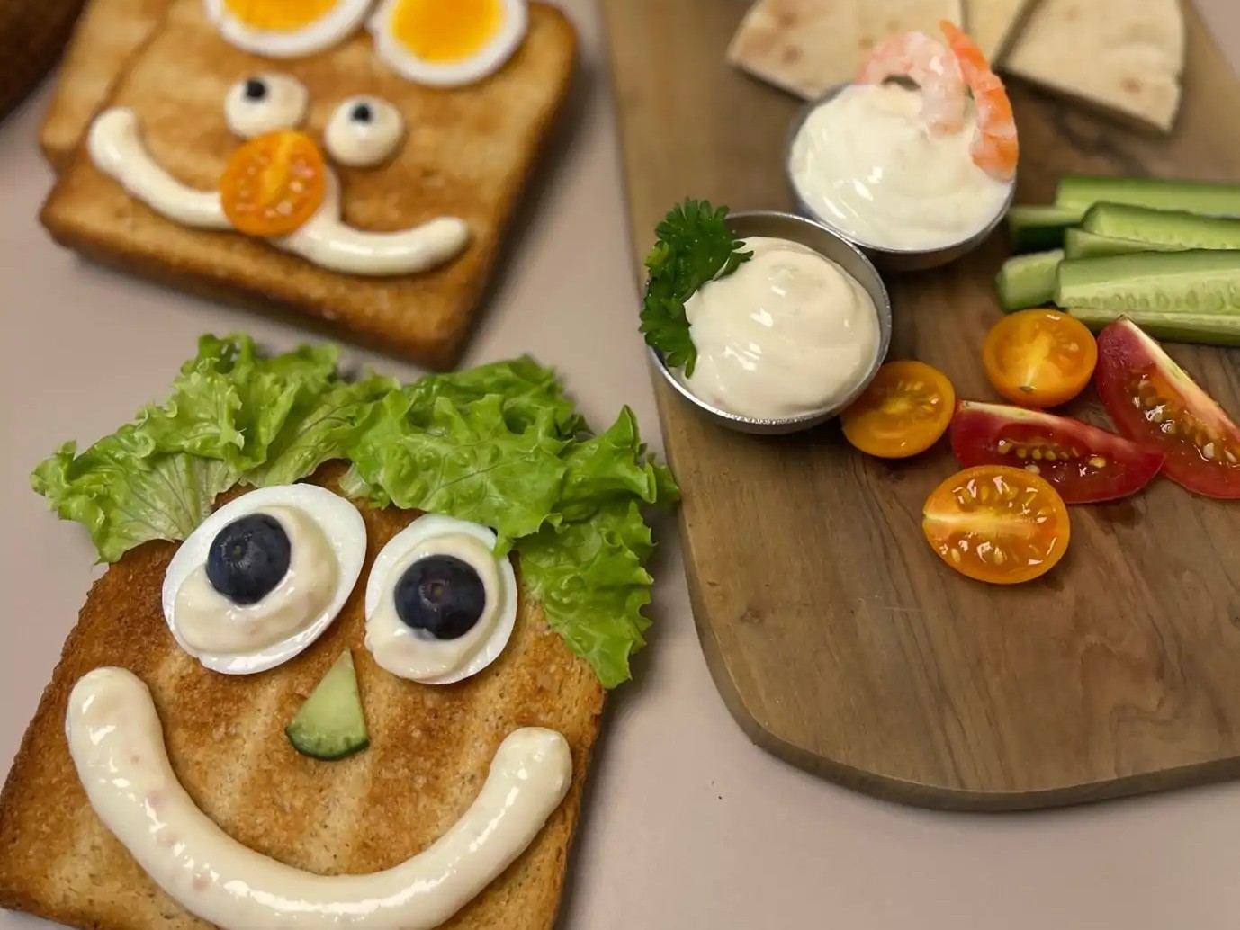 Elf & Shelf Doodle-Toast